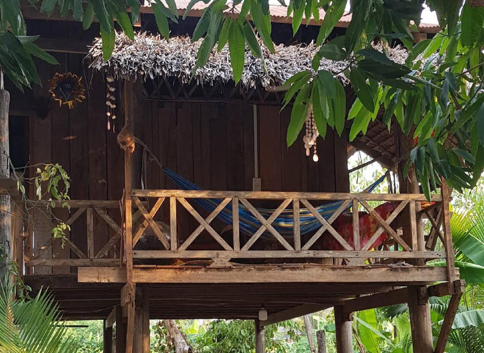 Family Batcave * Battambang