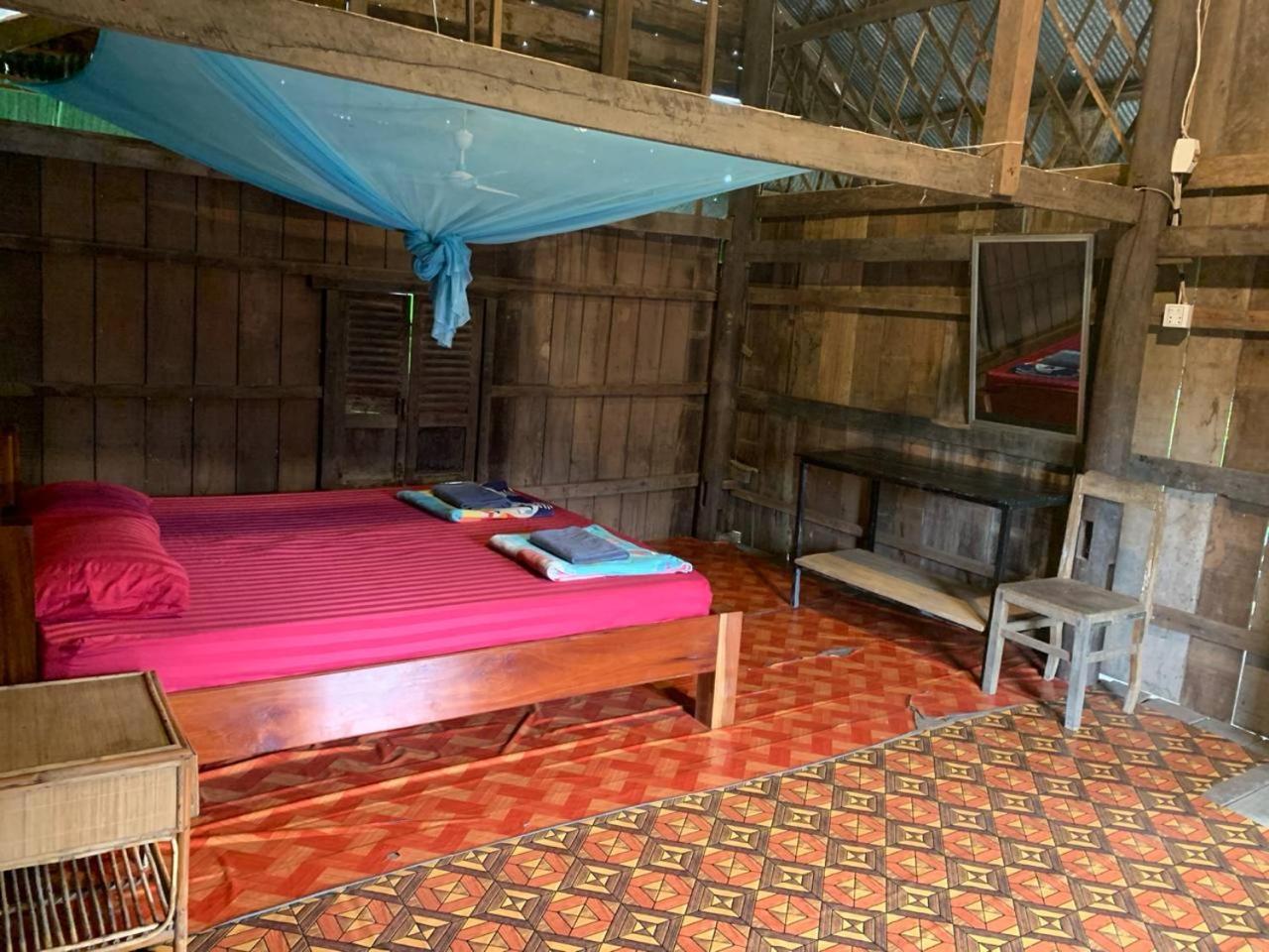 Family Batcave Battambang